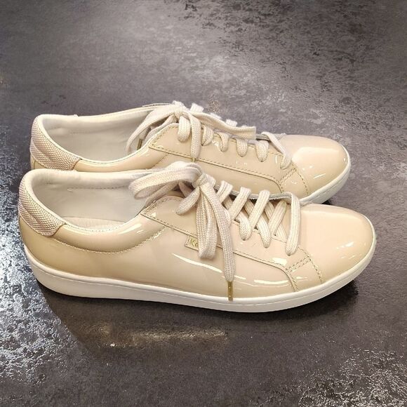Keds Cream Sneakers Minimalist Design - Picture 1 of 6